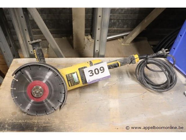 Zware haakse slijptol dewalt dwe4559-qs - afbeelding 1 van  3