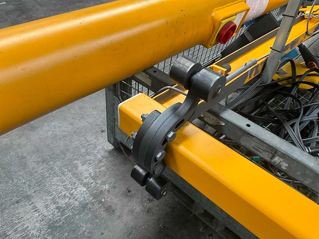 Zware kolom/zwenkarmkraanpaal skp met kettingtakel demag - afbeelding 3 van  21