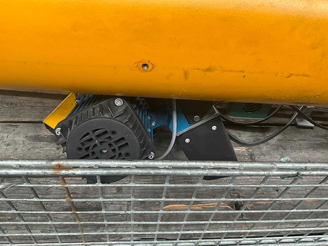 Zware kolom/zwenkarmkraanpaal skp met kettingtakel demag - afbeelding 8 van  21