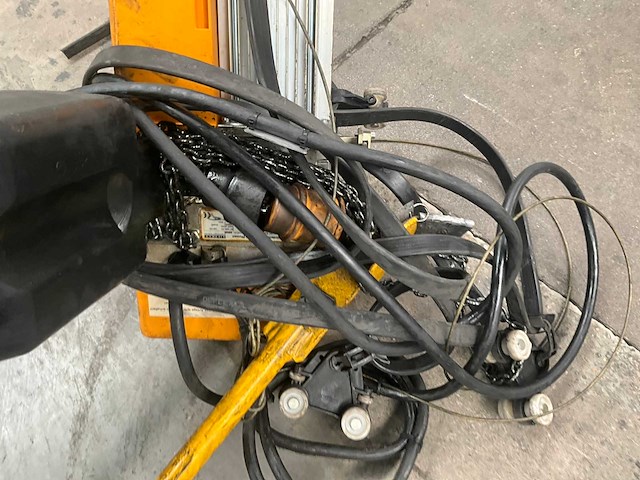 Zware kolom/zwenkarmkraanpaal statech met arm demag - afbeelding 7 van  18
