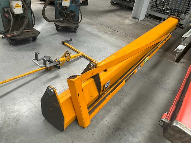 Zware kolom/zwenkarmkraanpaal statech met arm demag - afbeelding 11 van  18