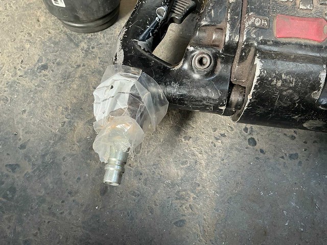 Zware pneumatische slagmoersleutel met doppen - afbeelding 4 van  9