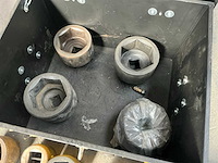 Zware pneumatische slagmoersleutel met doppen - afbeelding 8 van  9