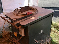 Zware zaagmachine