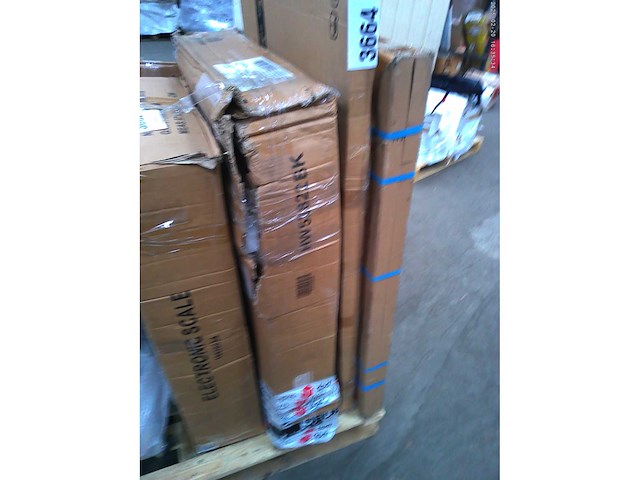 Zwart houten bureau met metalen poten en verstelbare hoogte - afbeelding 7 van  7