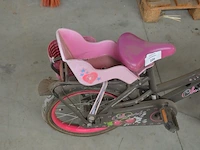 Zwart met roze kinderfietsje (met schade), zwarte mountainbike rockrider maat 24 (met schade aan stuur) - afbeelding 6 van  16