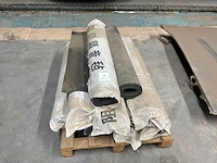 Zwart rubber op rol (9x)