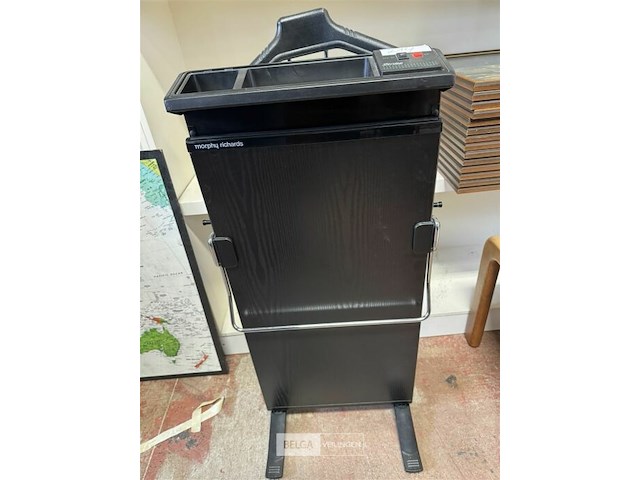 Zwarte broekenpers - afbeelding 1 van  2