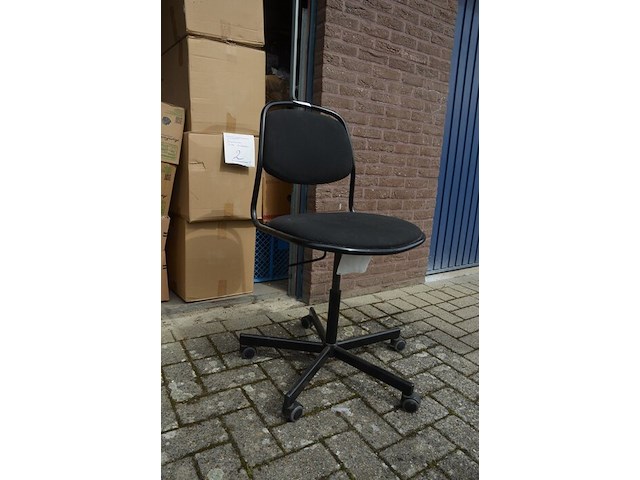 Zwarte bureelstoel - afbeelding 2 van  5