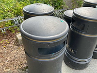 Zwarte plastic vuilbakken met metalen binnenbak (5x) - afbeelding 3 van  7