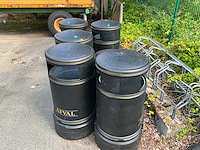 Zwarte plastic vuilbakken met metalen binnenbak (5x) - afbeelding 7 van  7