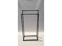 Zwarte rek voor handdoeken 21x45x85cm - afbeelding 1 van  2