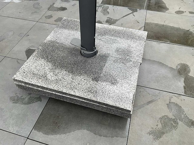 Zweefparasol - afbeelding 4 van  6