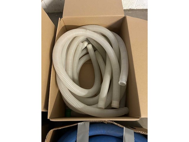 Zwembad slangen - afbeelding 6 van  6