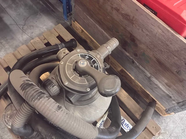 Zwembad zandfilter + pomp - afbeelding 3 van  6