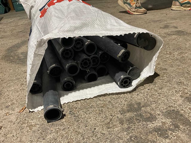 Zwembadfilter + pomp en slangen matala - afbeelding 8 van  9