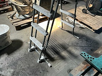Zwembadladder - afbeelding 3 van  3