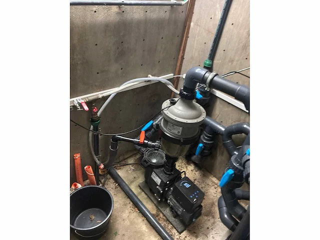 Zwembadpomp/filter installatie - afbeelding 3 van  14