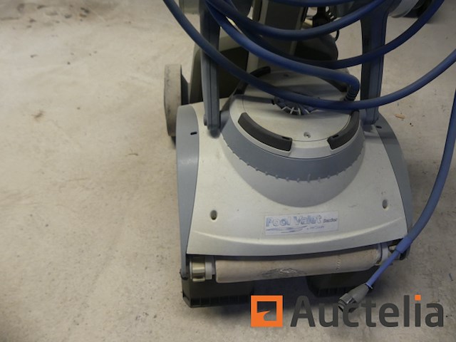 Zwembadreinigingsrobot pool valet senior - afbeelding 8 van  9