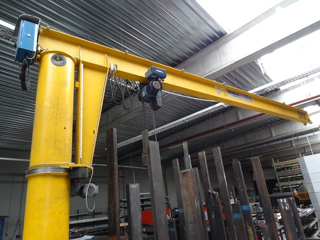 Zwenkarm demag - afbeelding 3 van  8