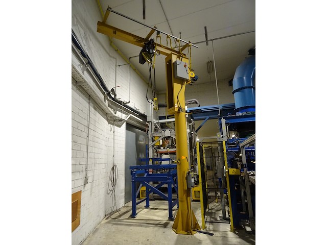 Zwenkarm gorbel - afbeelding 1 van  5