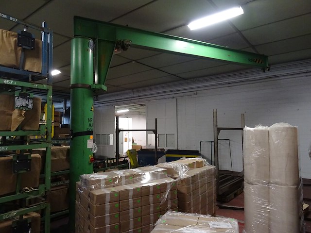 Zwenkkraan kaiser kraft - afbeelding 1 van  7