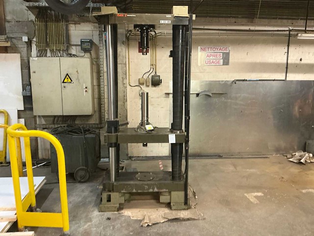 Zwick 1484 hydraulische pers - afbeelding 12 van  20