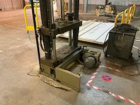 Zwick 1484 hydraulische pers - afbeelding 17 van  20